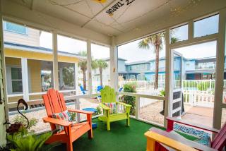 The RITZ Tarpon- VW 83 - Port Aransas - 1