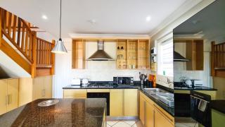 Sea Views on 14th - 1