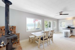 Coeur d'Alene Cottage - Harrison - 4