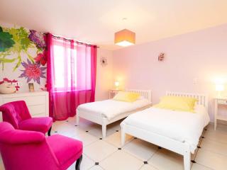 Gîte familial près de Nancy avec grand jardin, spa, salle de jeux, et équipements pêche - FR-1-584-15 - 2