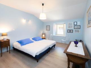Gîte familial près de Nancy avec grand jardin, spa, salle de jeux, et équipements pêche - FR-1-584-15 - - 1