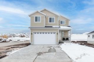 Bear Lake Escape - Full home all amenities included - Stay with us and make memories! - 0