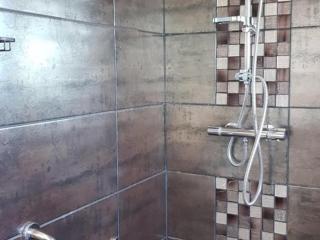 Maison rénovée à la ferme avec jardin privé, WI-FI, pêche, balançoire, trampoline - Brem-sur-Mer - FR-1-426-103 - 2