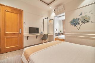 Bin Bin 10 - Mimosa Hotel Near Tan Son Nhat Airport - 1