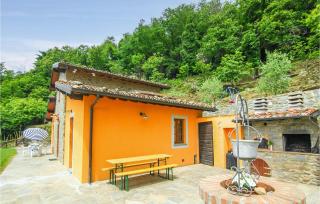 Beautiful Home In Barga - Barga - 8