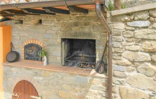 Beautiful Home In Barga - Barga - 5
