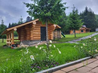 Harghita Log Houses - Izvoare - 2
