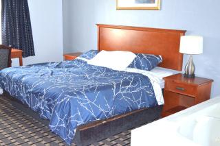 Americas Best Value Inn and Suites St. Cloud - Saint Cloud - 2