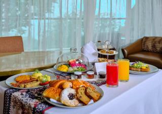 JW Marriott Mussoorie Walnut Grove Resort & Spa - Mussoorie - 8