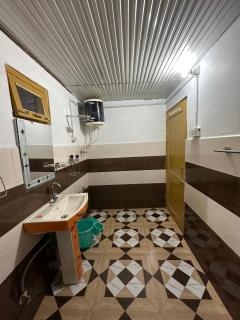 Crown Bliss - Riverside Luxury Paradise - 2