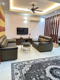 Rasa Sayang Homestay Shah Alam - 0