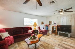 Quiet Country Getaway about 21 Mi to Lake Conroe! - 5