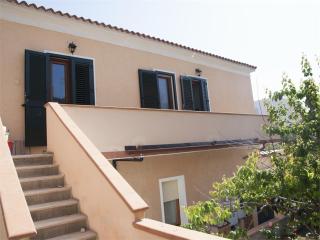 Amélie Maison - La Maddalena - 0