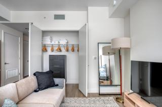 Downtown Studio w Roof Pool Gym nr 110 LAX-733 - Los Angeles - 1