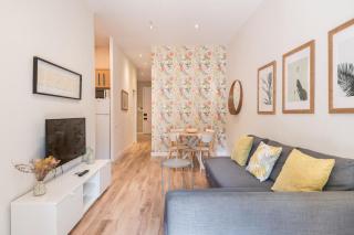Sunny central apartment with a 100m2 city oasis - Barcellona - 5