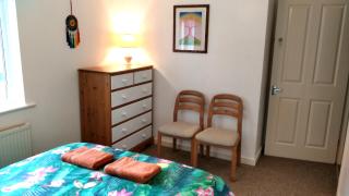 Avalon Retreat Self Catering Vegetarian Accommodation in the Heart of Glastonbury - 8