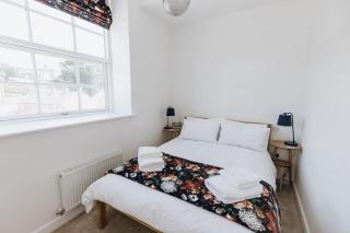 BOBBIN ROW - Grade 2 Listed Property with a Beautiful Design with Access to Leeds - Leeds - 4