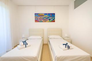 Boscoincittà Apt with garage and whirlpool tub - Bari - 4