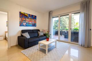 Boscoincittà Apt with garage and whirlpool tub - Bari - 8