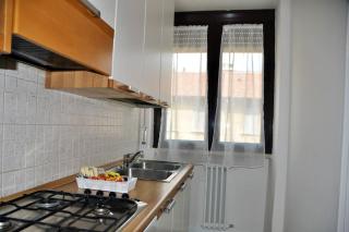 Nolo Black White & Coral - 6