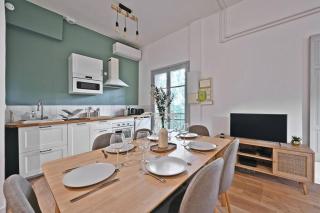 Au coeur des Platanes - Parking Gratuit Sous-Terrain - CLiM - Balcon - Avignone - 3