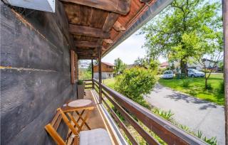 Beautiful Home In Mali Vrh Kamanjski - 8
