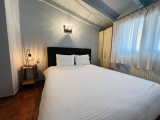 View lake attic in Ioannina - Ioannina - 2