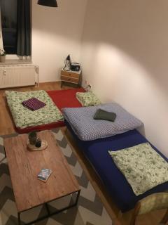 Live easy with balcony,Netflix, quiet, close to Football stadium, direct train connection, Espresso maker - 5