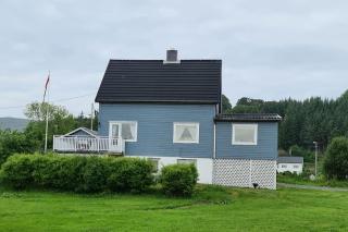 Koselig hus med hage i Herøy på Sunnmøre. - - 4