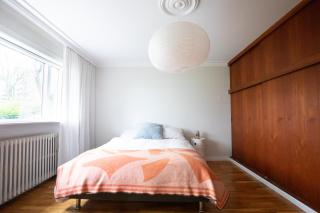 Bright apartment near city center - 8