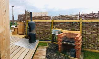 Lushna 7 Petite at Lee Wick Farm Cottages & Glamping - 6