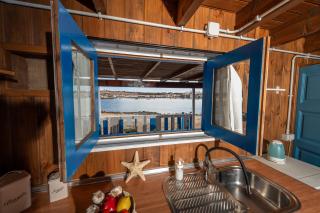 Cabin in front of idyllic majanicho beach - Majanicho - 0