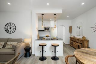 Amazing Beach House with Balcony (Free WI-FI) - Lagos - 7