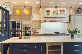 Stunning 5BR Henley Home: Your Perfect Retreat - 1