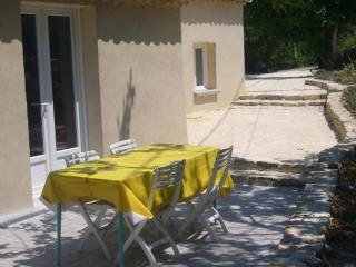 Goult (LUBERON) A 150 m de la piste cyclable Maison en campagne avec Gde piscine - Goult - 9