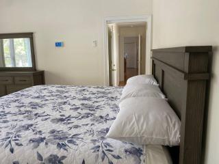 Beautiful Spacious Home w/ Game Room. - Gilford - 7