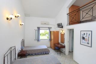 Yiannis Studios - Troulos - 1