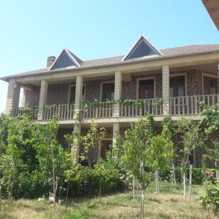 Zagulba-Buzovny House near the Sea 5 minutes walk Загородный Дом - Goradil - 0