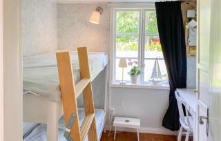 2 Bedroom Awesome Home In Färjestaden - 9