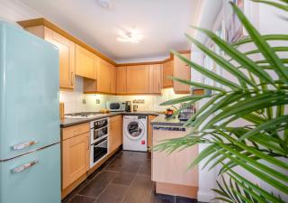 Lawn Cottage - 1