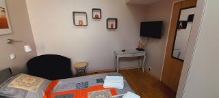 Le Dionysien *** (petite maison avec terrasse) - Saint-Denis-de lʼHôtel - 1