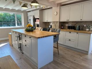 Bridge Farm - Hot Tub - 2