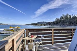 Floating Condos of Commodore 11 - 7