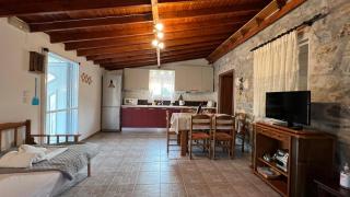 campo villa - Mesimvría - 3