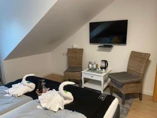 Hotel und Restaurant zum bunten Hirsch - Mirow - 3