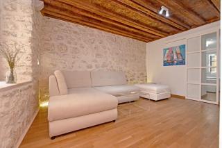 Pearl in the Heart of Old Town on Belavista in Herceg Novi - Herceg-Novi - 2
