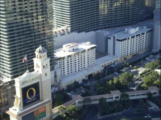 Right on The Strip - 3BR Condo 1110 - 4