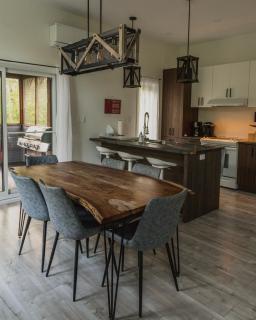 La Loutre - Chertsey - 6