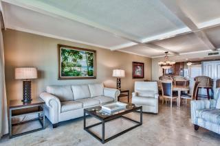 Edgewater 606 - 9