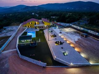 Luxury villa Cvita - Radošić - 5
